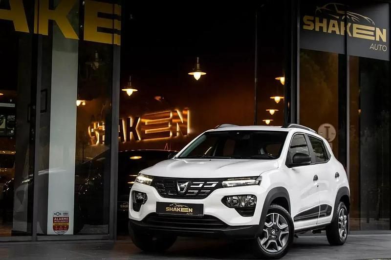 Branco Usado 2021 Dacia Spring Comfort Citadino | € 10.990 (Preço justo) - Imagem 1/4