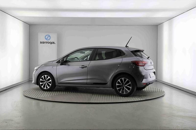 Usado Mitsubishi Colt Invite 91 HP (66 kW) 2024 Cinzento Citadino