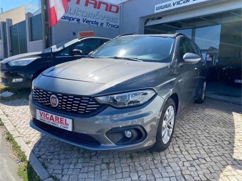 Cinzento Usado 2018 Fiat Tipo Carrinha | € 6.900 (Super Preço) - Imagem 1/4