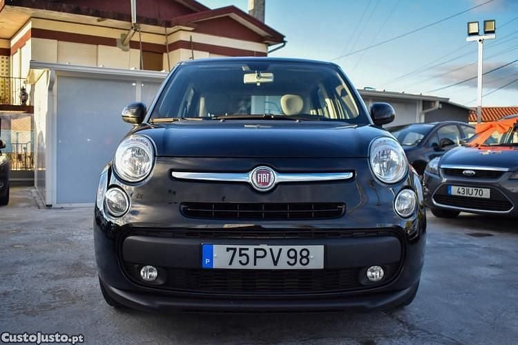 Preto Usado 2015 Fiat 500L Monovolume | € 7.950 (Super Preço) - Imagem 1/1