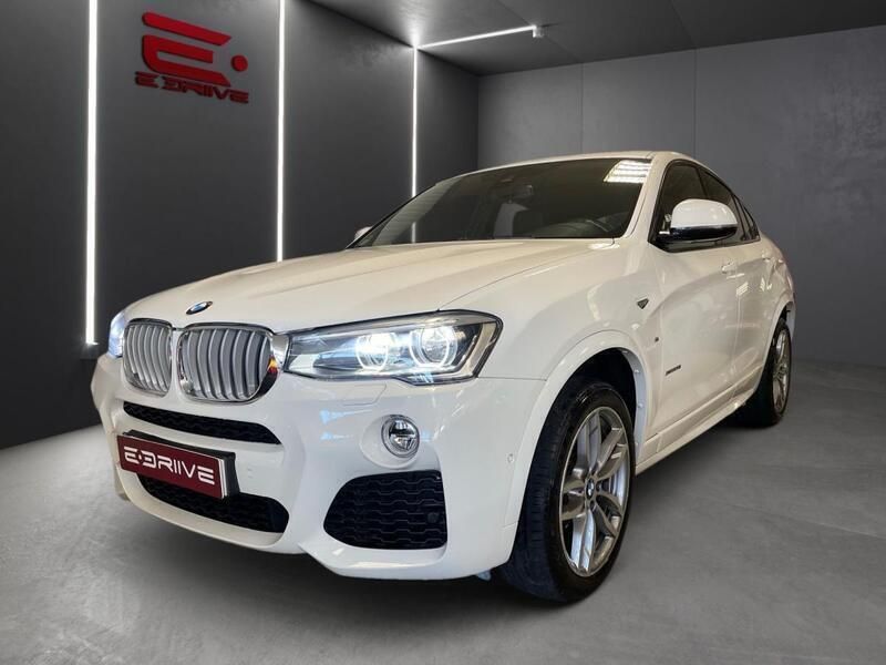 Branco Usado 2018 BMW X4 SUV | € 39.980 - Imagem 1/4