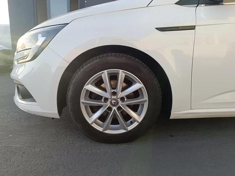 Usado Renault Mégane IV Intens 115 HP (84 kW) 2019 Branco