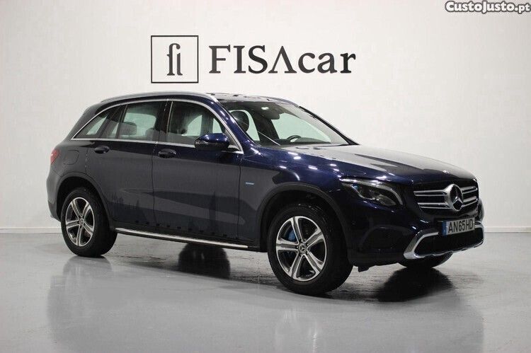 Azul Usado 2017 Mercedes GLC350 | € 31.900 (Preço justo) - Imagem 1/1