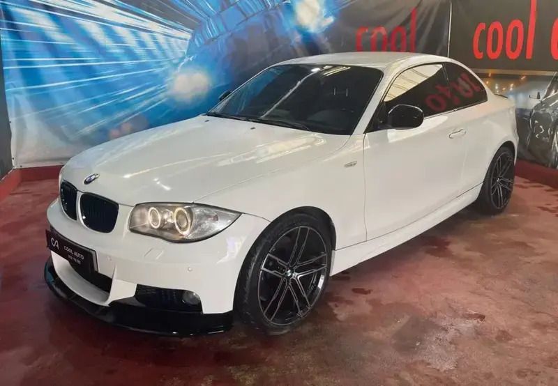 Branco Usado 2010 BMW 123 Coupé M Sport Coupé | € 12.499 - Imagem 1/4