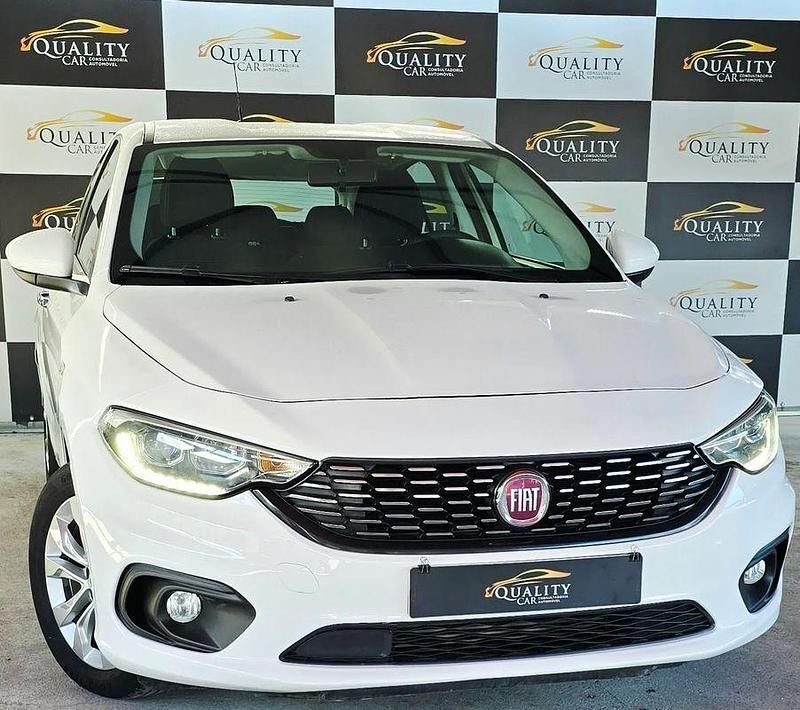 Branco Usado 2019 Fiat Tipo Easy Sedan | € 12.500 (Preço elevado) - Imagem 1/4