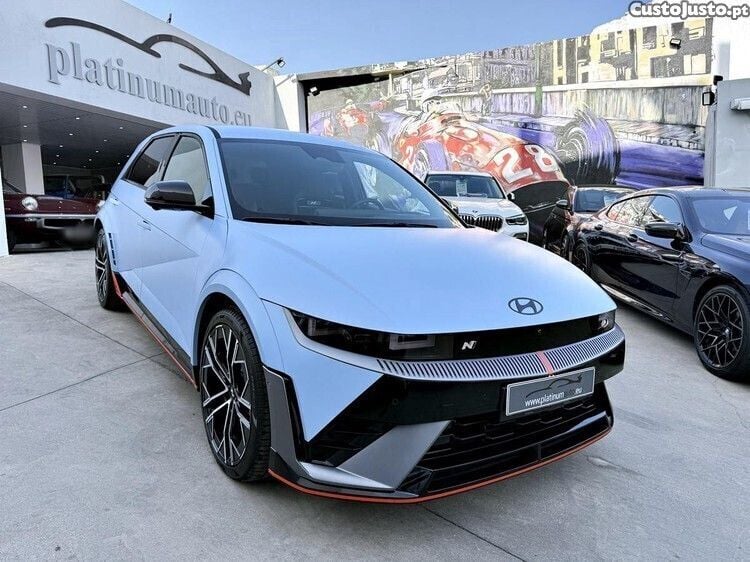 Azul Usado 2024 Hyundai Ioniq 6 Sedan | € 69.950 - Imagem 1/1