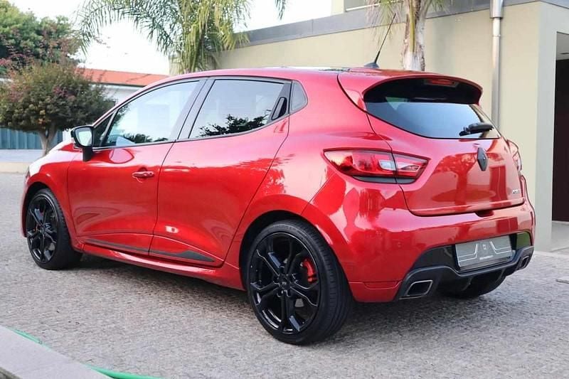 Usado Renault Clio R.S. R.S. 200 HP (147 kW) 2014 Vermelho Citadino