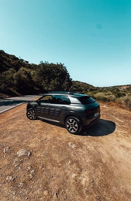 Usado 2017 Citroën C4 Cactus Citadino | € 9.990 (Preço justo) - Imagem 1/4