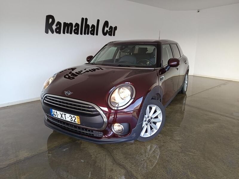 Outra Usado 2019 Mini One Clubman Sport Carrinha | € 20.900 - Imagem 1/4