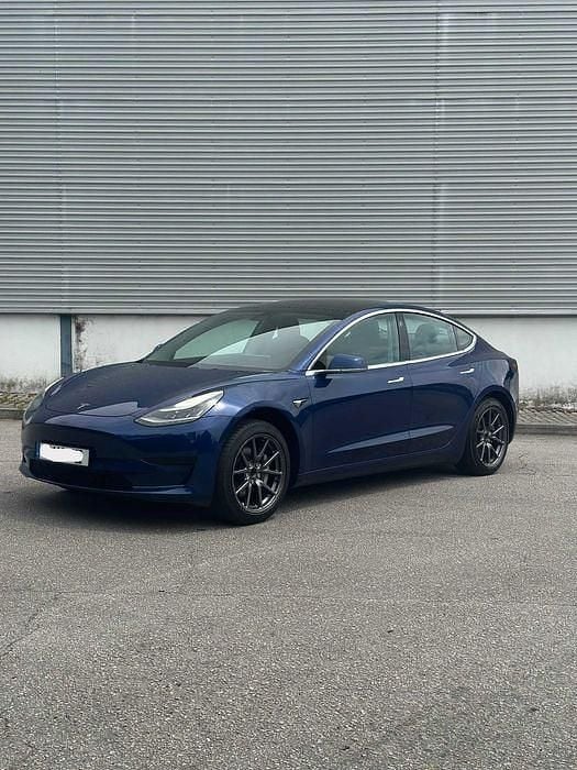 Usado 2019 Tesla Model 3 Standard Range Plus Sedan | € 17.900 (Preço justo) - Imagem 1/4