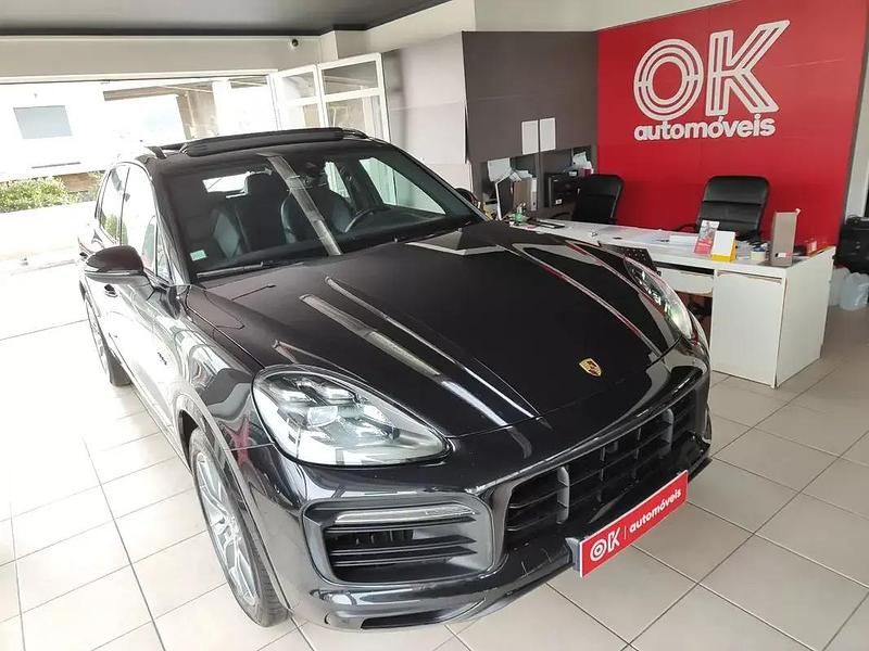 Usado Porsche Cayenne Platinum Edition 462 HP (339 kW) 2020 Preto SUV
