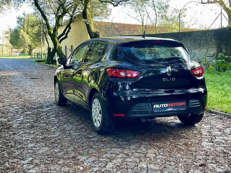 Usado Renault Clio IV 116 HP (85 kW) 2018 Preto Citadino