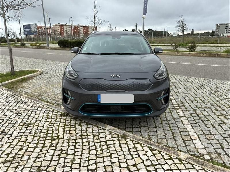 Usado 2021 Kia e-Niro SUV | € 20.500 (Preço justo) - Imagem 1/4
