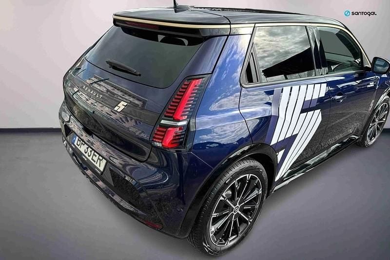 Usado Renault 5 E-Tech Iconic 110 kW (150 HP) 2024 Azul Citadino