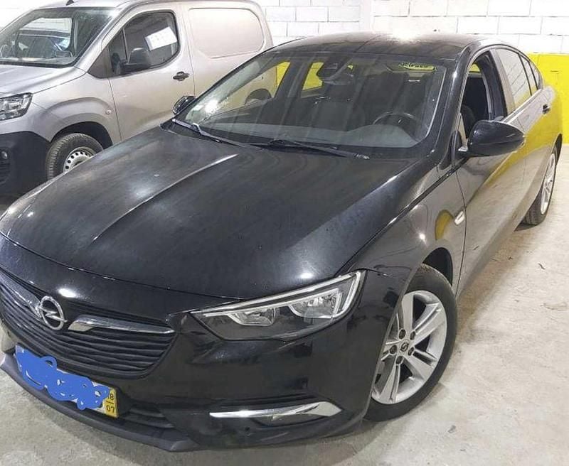 Usado 2018 Opel Insignia Sedan | € 8.950 (Bom preço) - Imagem 1/4