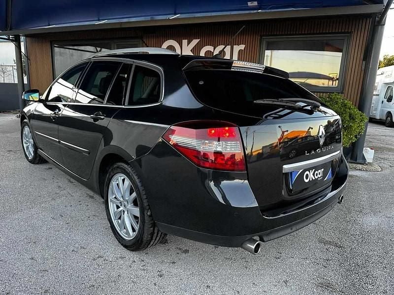 Usado Renault Laguna III Initiale 150 HP (110 kW) 2011 Preto Carrinha
