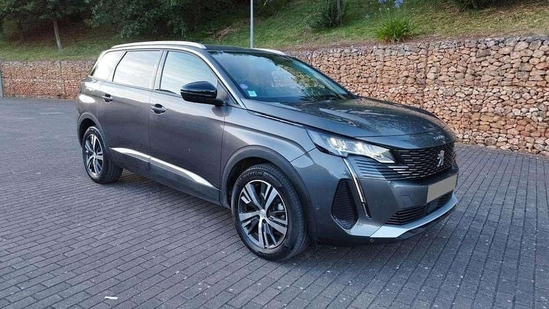 Cinzento Usado 2022 Peugeot 5008 | € 20.900 (Super Preço) - Imagem 1/4