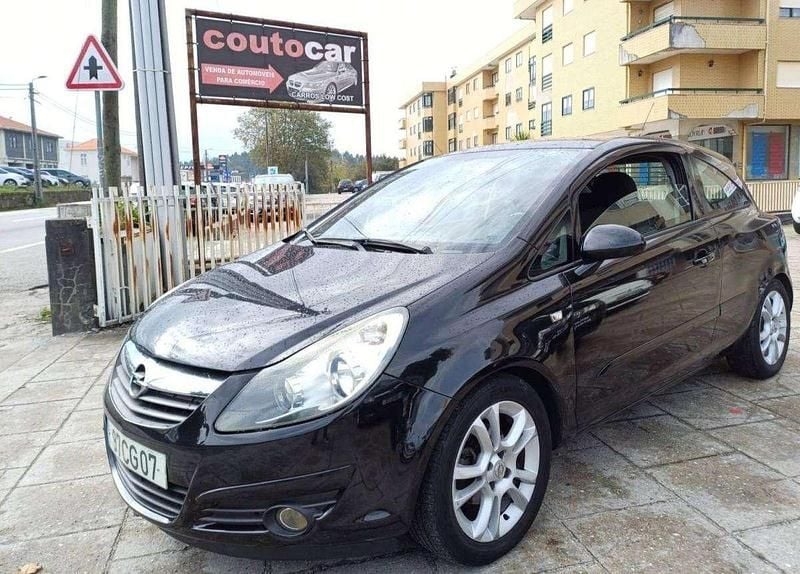 Usado Opel Corsa 80 HP (58 kW) 2006 Preto Citadino