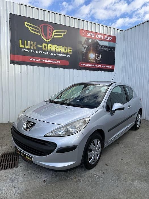 Cinzento Usado 2007 Peugeot 207 | € 4.900 (Preço justo) - Imagem 1/4