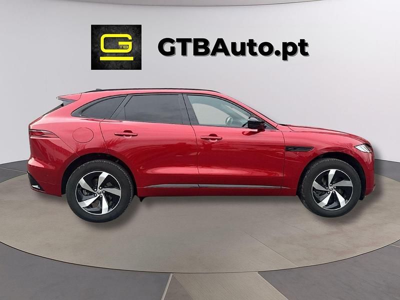 Vermelho Usado 2024 Jaguar F-Pace R-Dynamic SUV | € 54.999 - Imagem 1/4