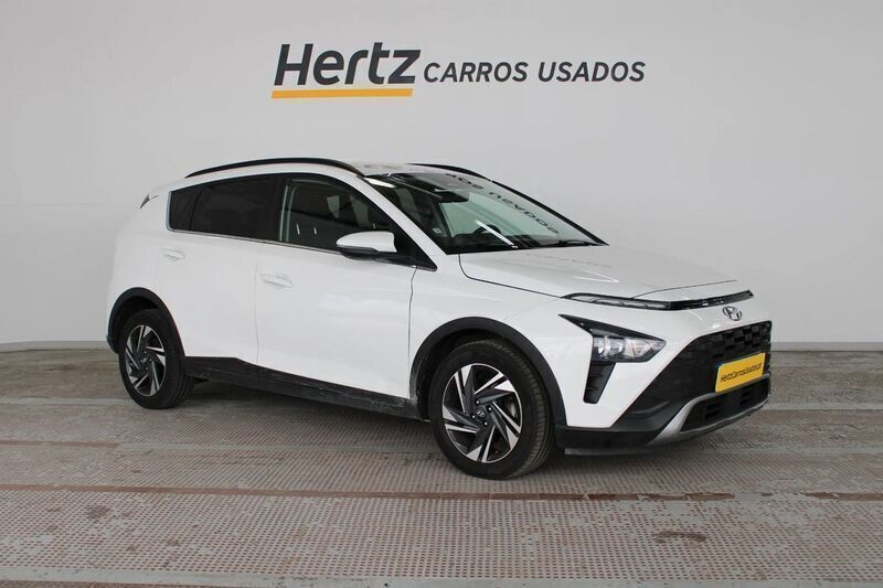 Branco Usado 2022 Hyundai Bayon SUV | € 15.190 - Imagem 1/4