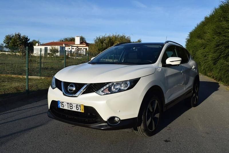 Usado Nissan Qashqai 115 HP (84 kW) 2017 Branco SUV