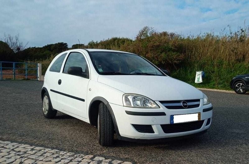 Branco Usado 2006 Opel Corsa Carrinha | € 2.500 (Preço justo) - Imagem 1/4