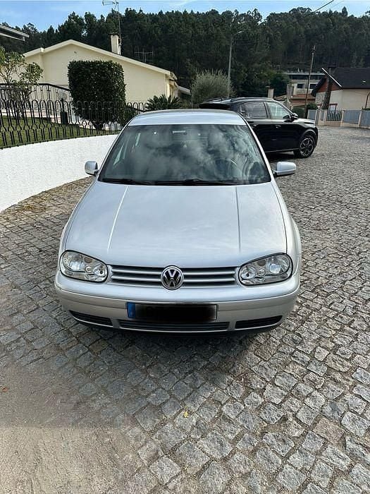 Usado 2002 VW Golf IV Sedan | € 4.600 (Caro) - Imagem 1/4