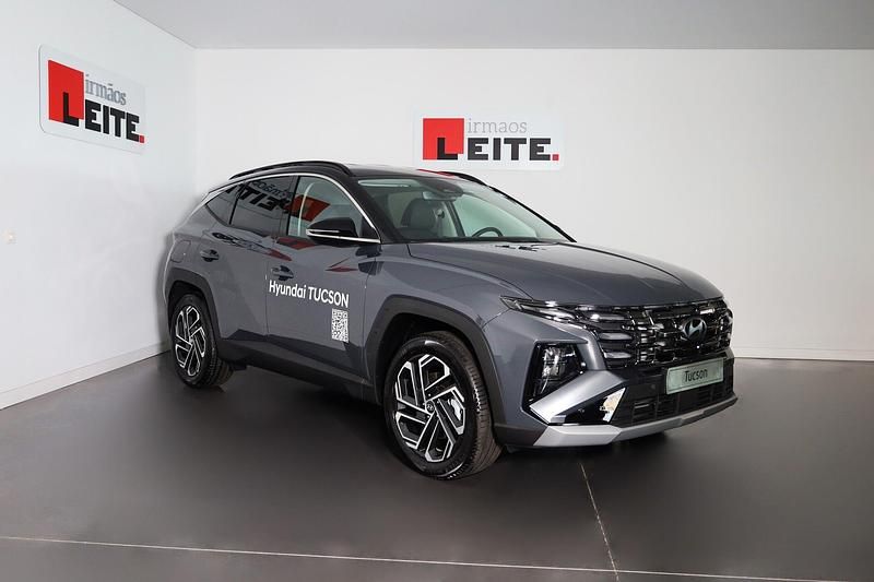 Cinza Novo 2025 Hyundai Tucson SUV | € 47.900 (Caro) - Imagem 1/4