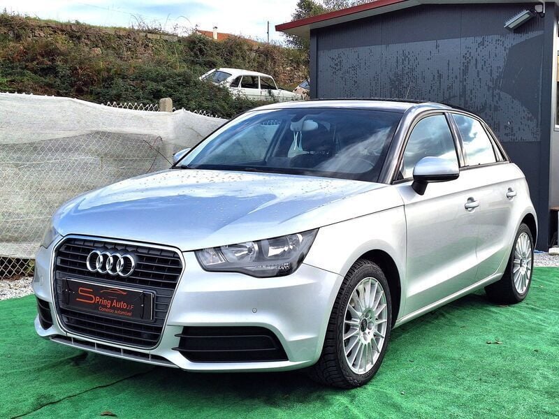 Cinza Usado 2012 Audi A1 Citadino | € 10.900 (Preço justo) - Imagem 1/4