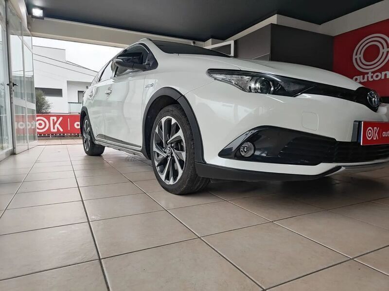 Branco Usado 2018 Toyota Auris Touring Sports Comfort Carrinha | € 17.500 (Preço justo) - Imagem 1/4