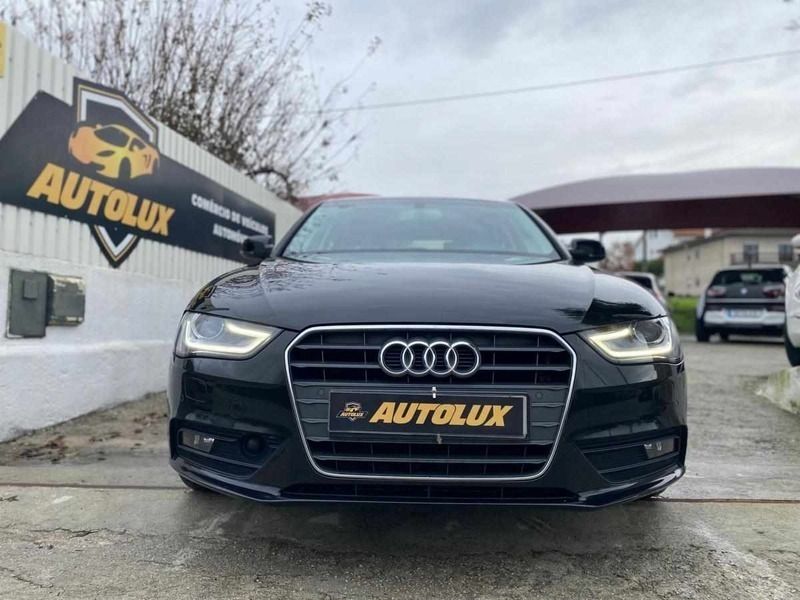 Preto Usado 2015 Audi A4 Citadino | € 20.900 - Imagem 1/4