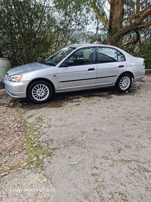 Usado 2002 Honda Civic Sedan | € 3.300 (Preço justo) - Imagem 1/4