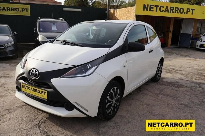 Branco Usado 2018 Toyota Aygo Citadino | € 9.900 (Preço justo) - Imagem 1/4