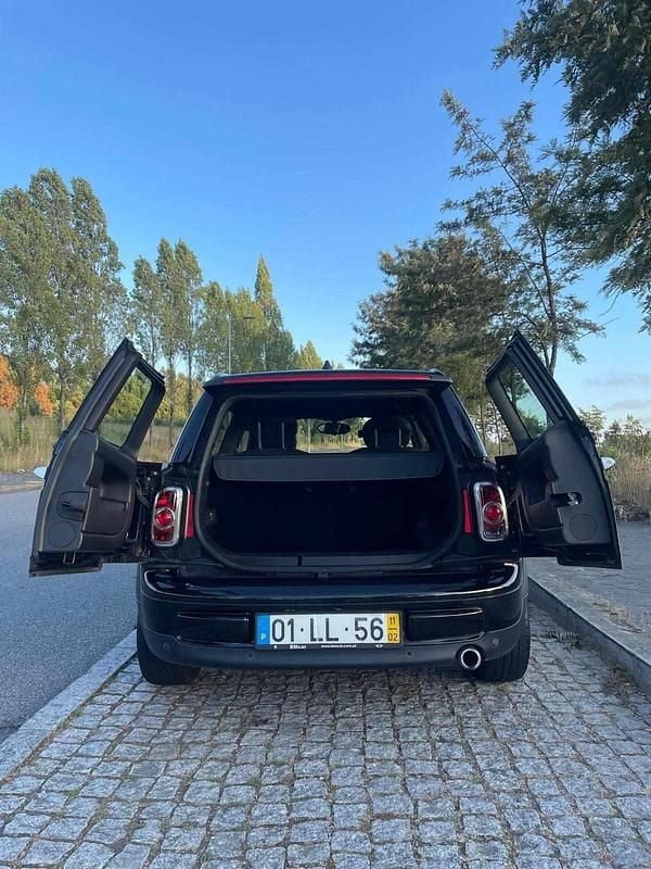 Preto Usado 2011 Mini Clubman Carrinha | € 8.100 (Preço justo) - Imagem 1/4