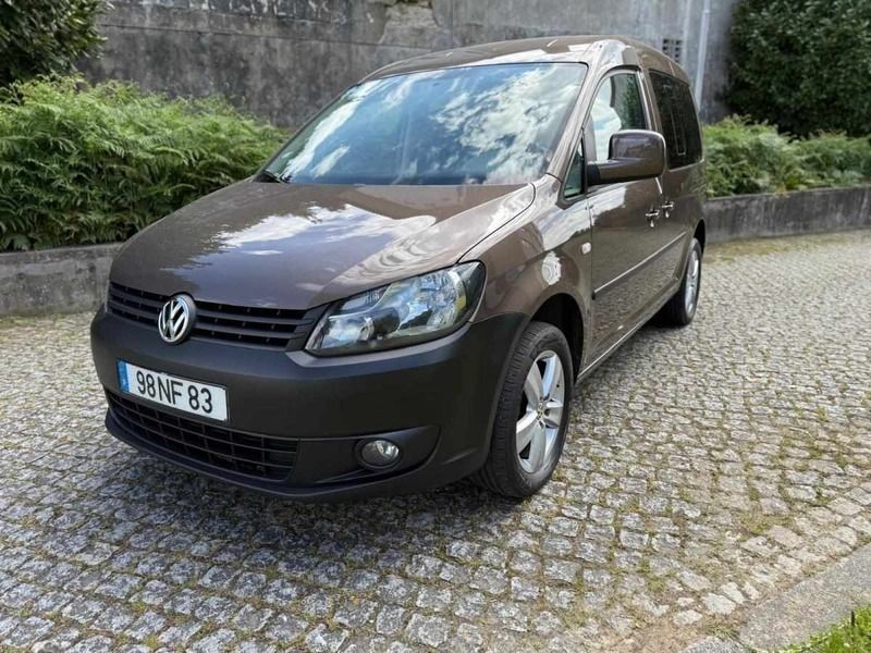 Castanho Usado 2012 VW Caddy Monovolume | € 11.550 (Preço justo) - Imagem 1/4