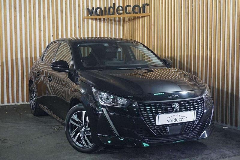 Preto Usado 2021 Peugeot 208 Allure Citadino | € 14.750 (Preço justo) - Imagem 1/4