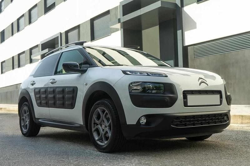 Usado Citroën C4 Cactus PureTech 82 HP (60 kW) 2016 Branco Citadino