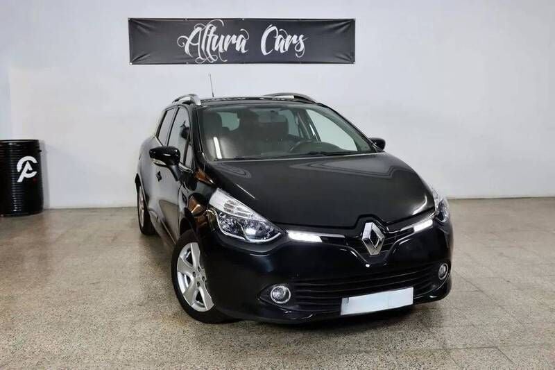 Preto Usado 2015 Renault Clio IV Carrinha | € 8.800 (Preço justo) - Imagem 1/4