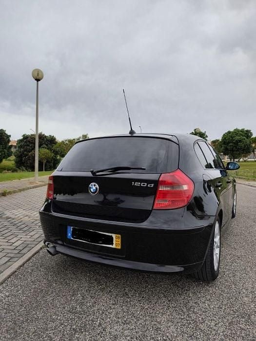 Usado 2008 BMW 120 Citadino | € 6.400 - Imagem 1/4