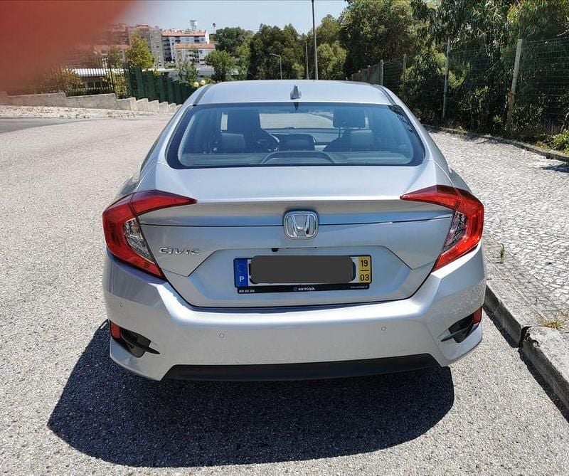 Usado Honda Civic Executive 120 HP (88 kW) 2019 Sedan
