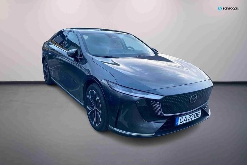 Outra Usado 2025 Mazda 6e Takumi-Line Citadino | € 43.900 - Imagem 1/4