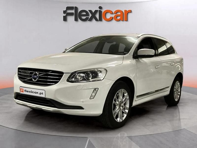 Usado Volvo XC60 Momentum 190 HP (139 kW) 2016 Branco SUV