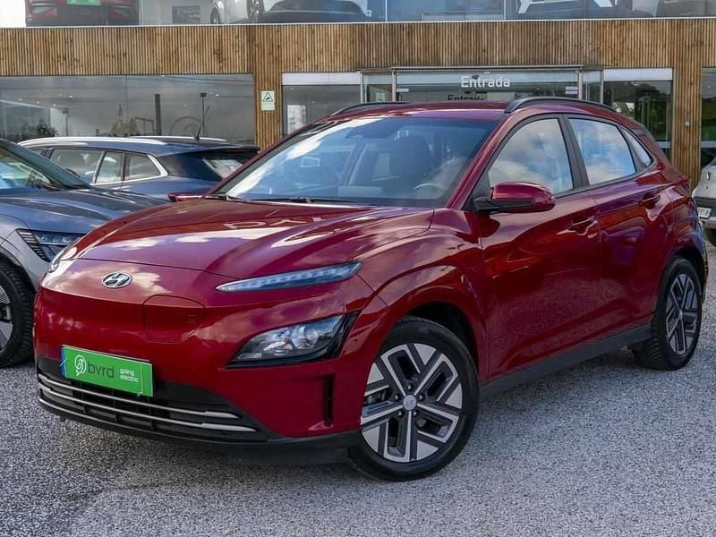 Usado Hyundai Kauai 100 kW (136 HP) 2022 Vermelho SUV
