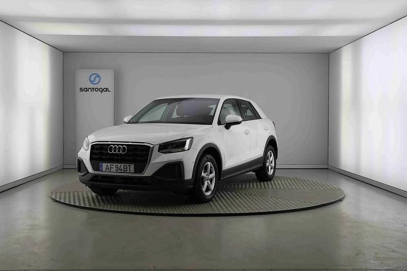 Usado Audi Q2 Comfort 150 HP (110 kW) 2021 Branco SUV