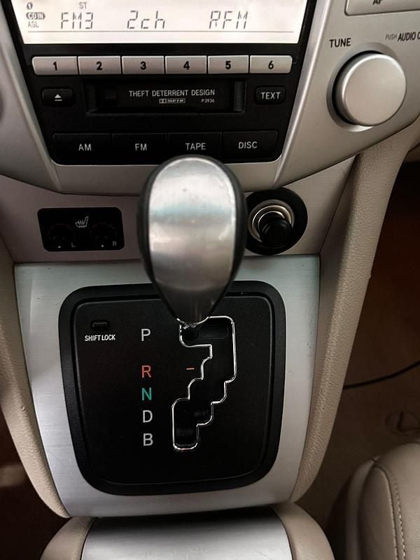 Usado Lexus RX400 272 HP (200 kW) 2006 Preto SUV