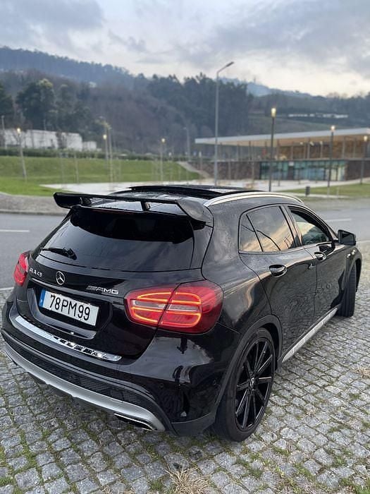 Usado 2015 Mercedes GLA45 AMG AMG SUV | € 35.000 - Imagem 1/4
