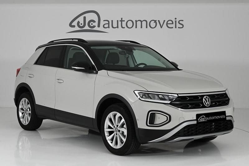 Cinza Usado 2025 VW T-Roc SUV | € 28.900 (Caro) - Imagem 1/4