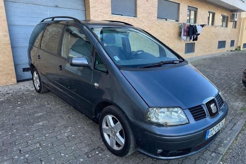 Usado Seat Alhambra 140 HP (102 kW) 2006 Monovolume