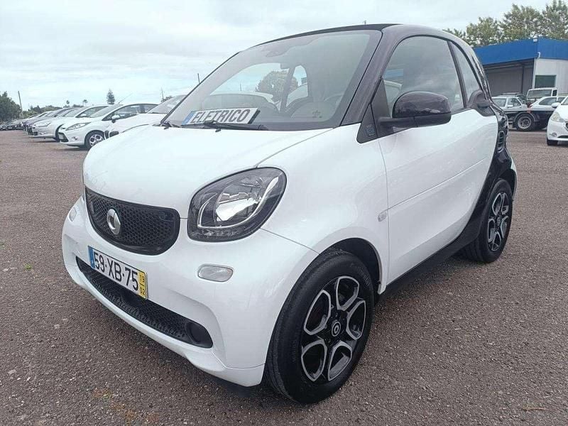 Branco Usado 2019 Smart ForTwo Electric Drive Passion Coupé | € 11.500 (Preço justo) - Imagem 1/4